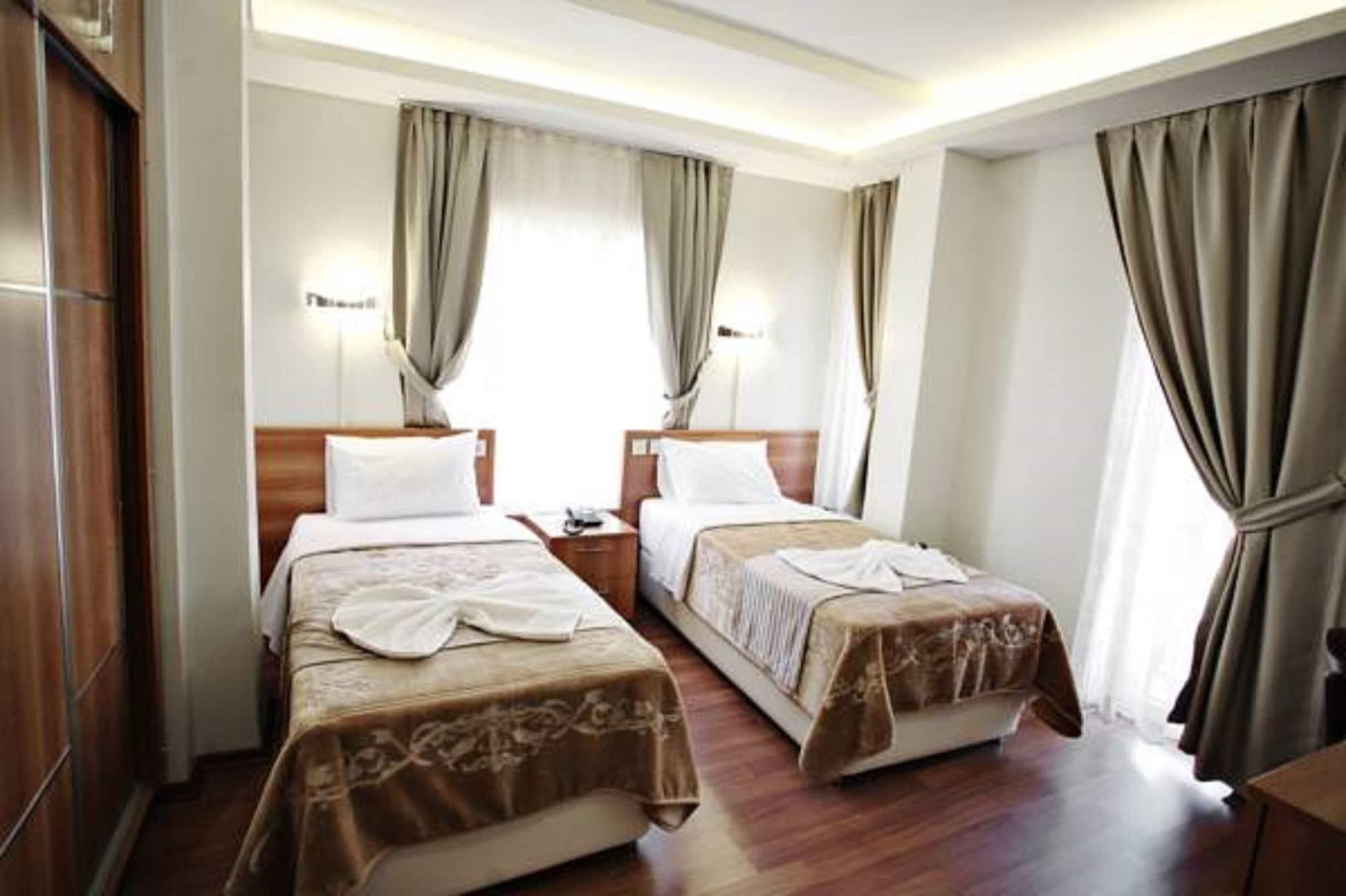 Taksim Palace Hotel Istanbul Eksteriør bilde