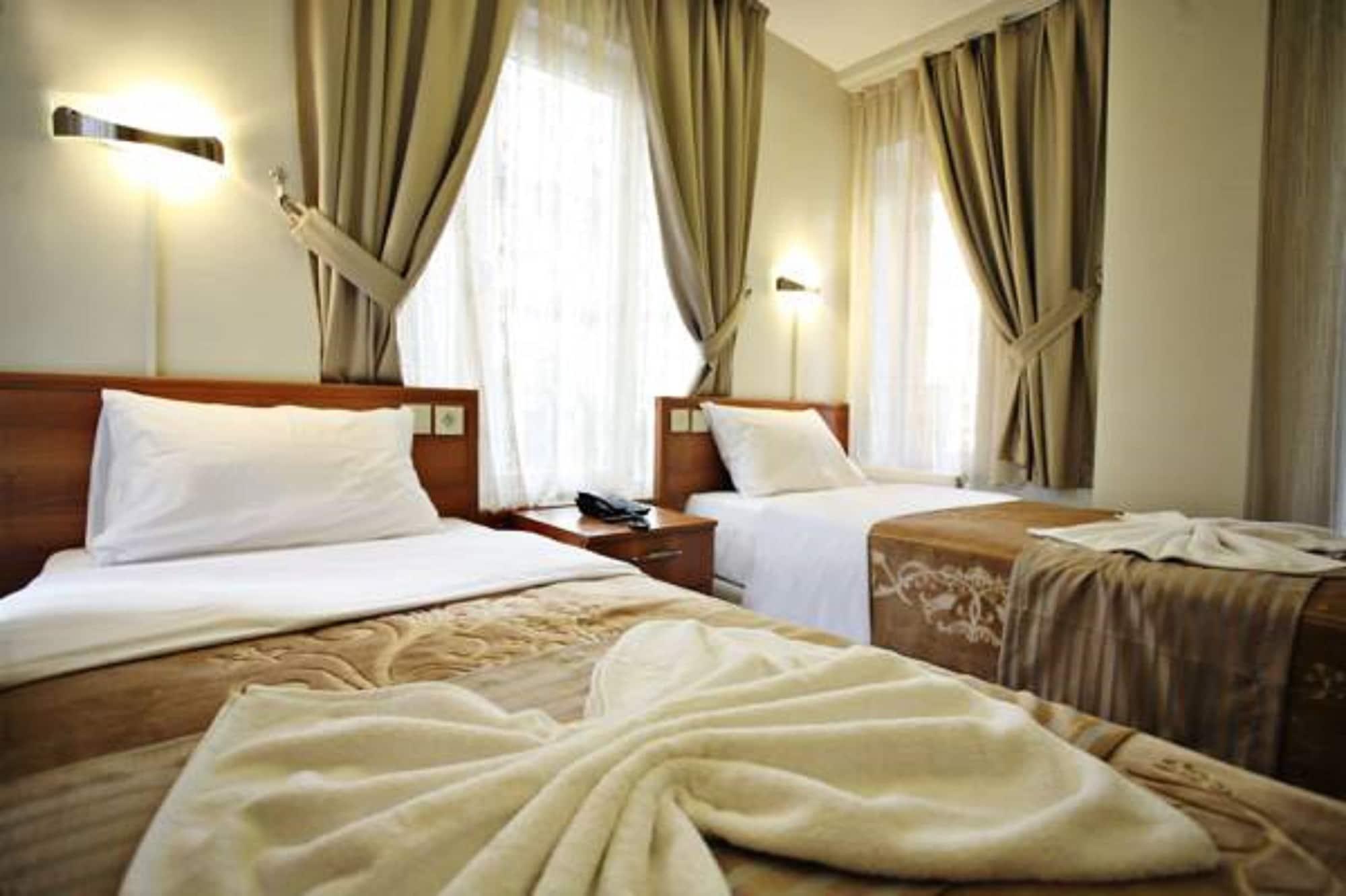 Taksim Palace Hotel Istanbul Eksteriør bilde