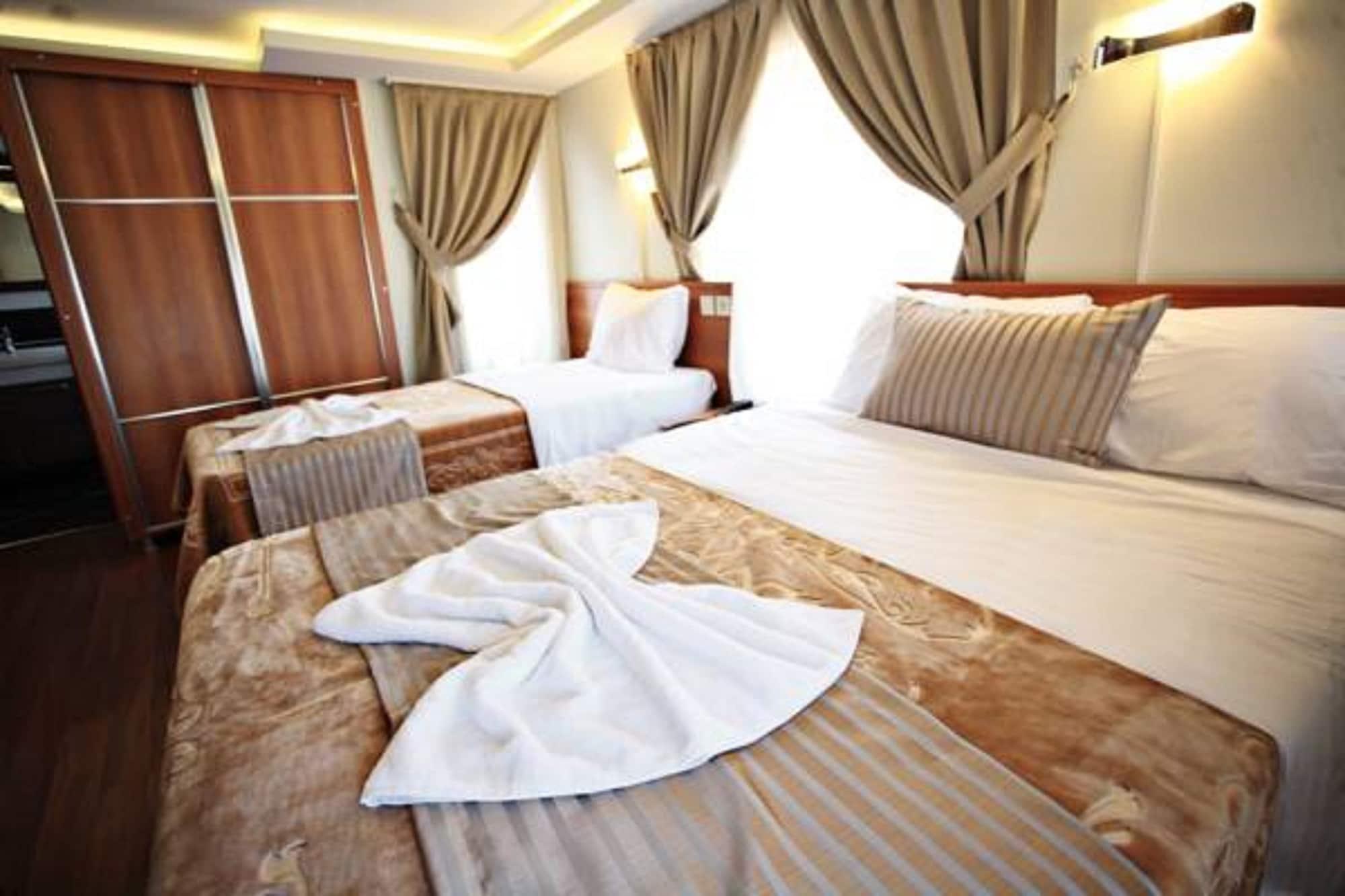 Taksim Palace Hotel Istanbul Eksteriør bilde